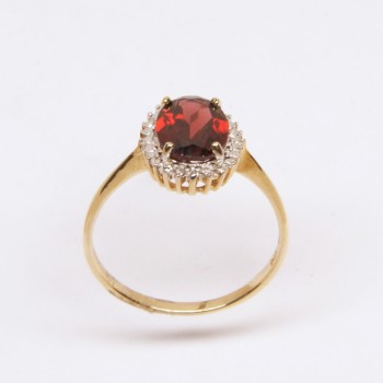 9ct Gold Garnet/Diamond Ring